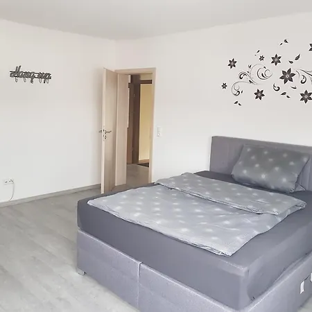 Ganze Monteurswohnung Mit 2 Schlafzimmern 90 Qm Bad Salzschlirf Exterior foto